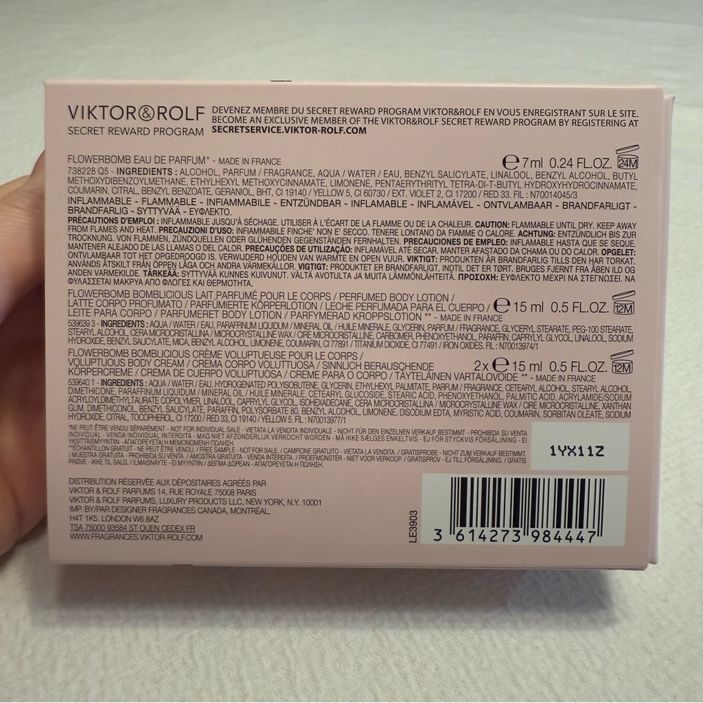 Viktor & Rolf Flowerbomb Flower BombTravel Set - Lotion Body Balm - Picture 3 of 9